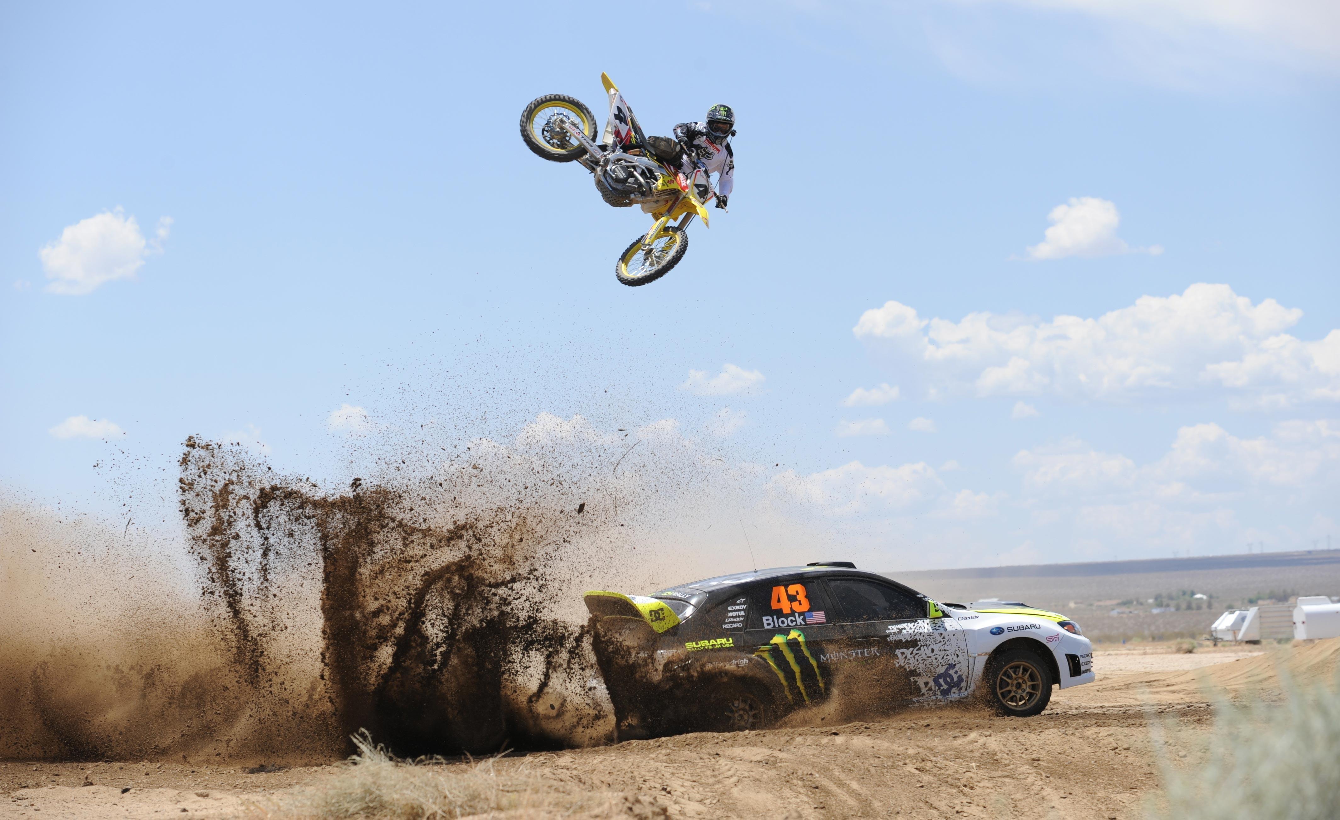 Dirt Bike Wallpaper