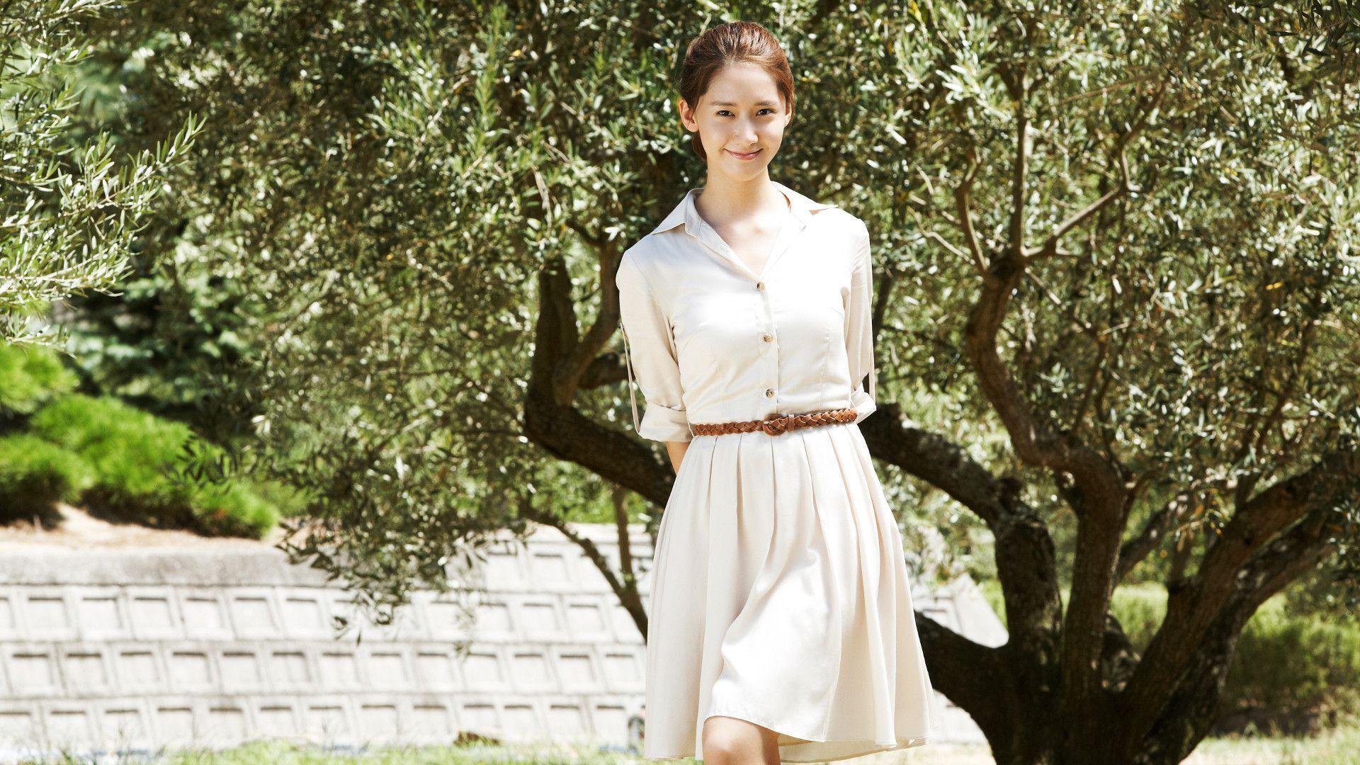 Yoona Windows 8 HD Wallpaper. Download Windows 8 Free: Theme