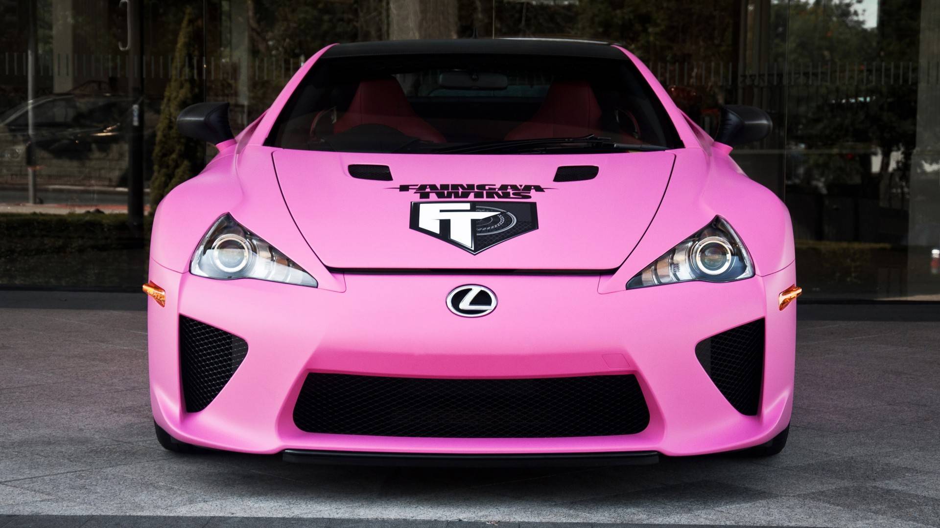 Pink Car Wallpaper Android Application