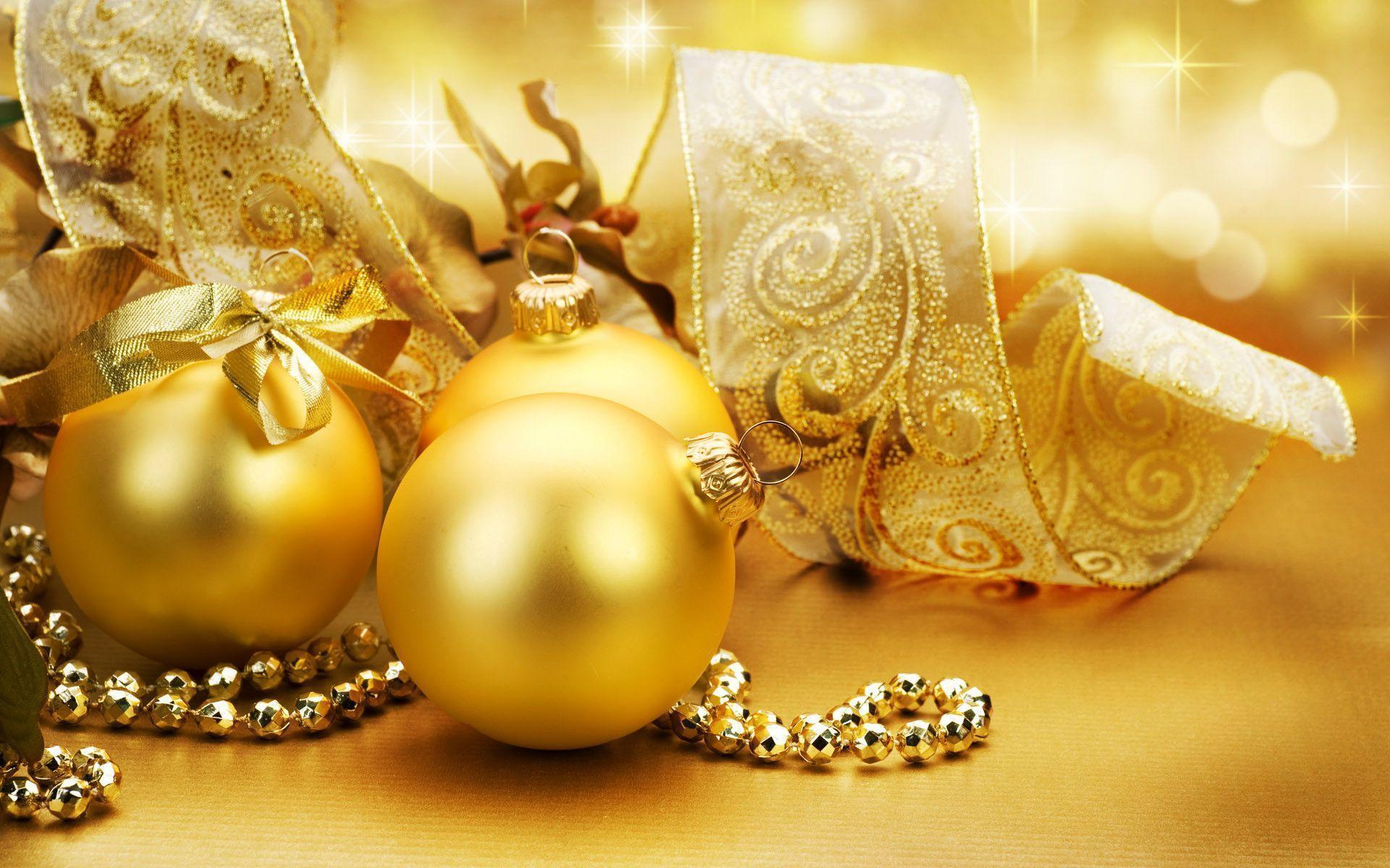 Golden Christmas Balls. Sky HD Wallpaper
