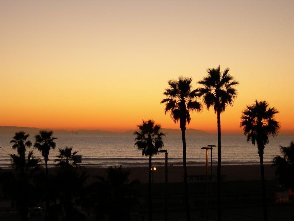 Our Life: Huntington Beach, Sunrise, Kawaii