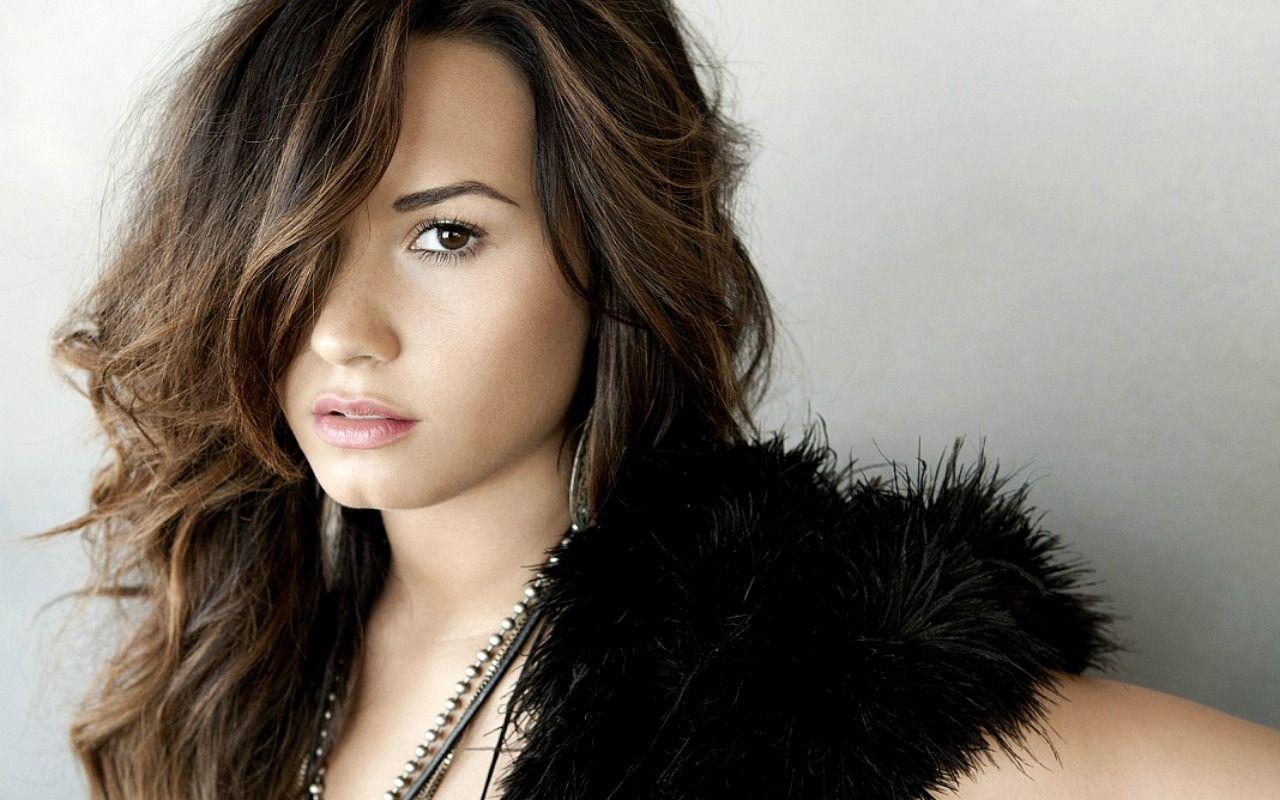 Demi Wallpaper ❤ Lovato Wallpaper