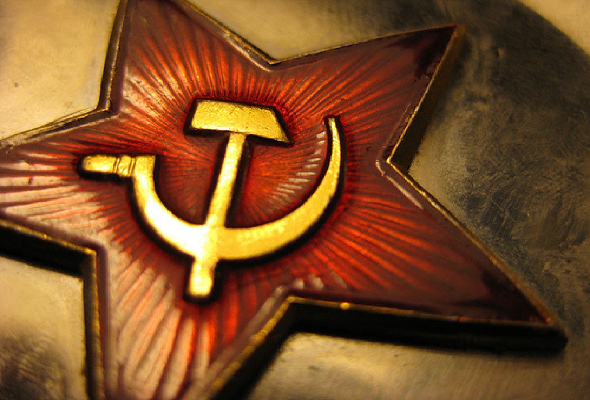 Wallpaper For > Hammer And Sickle Wallpaper