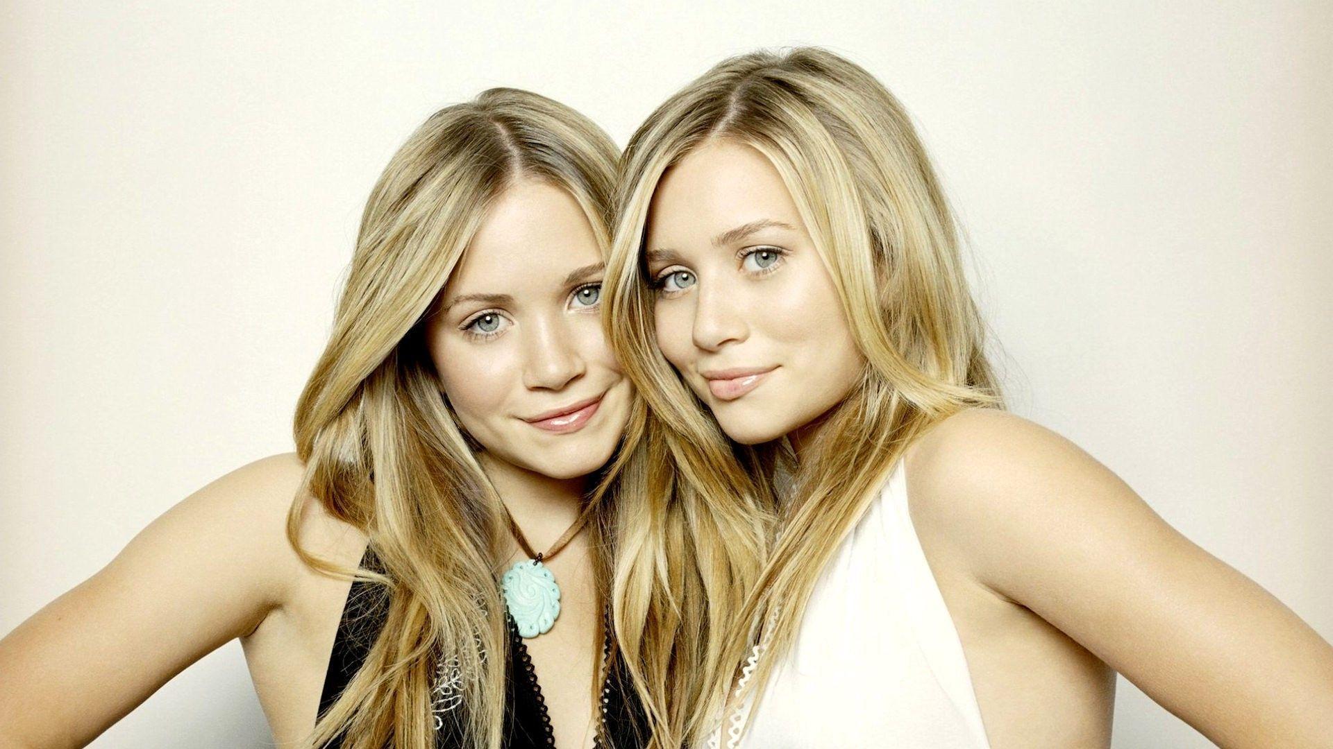 Sexy Pictures Of The Olsen Twins.