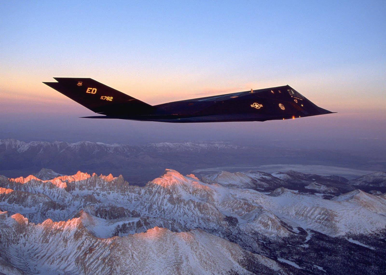 F 117 Nighthawk With Nice Backround Wallpaper 487