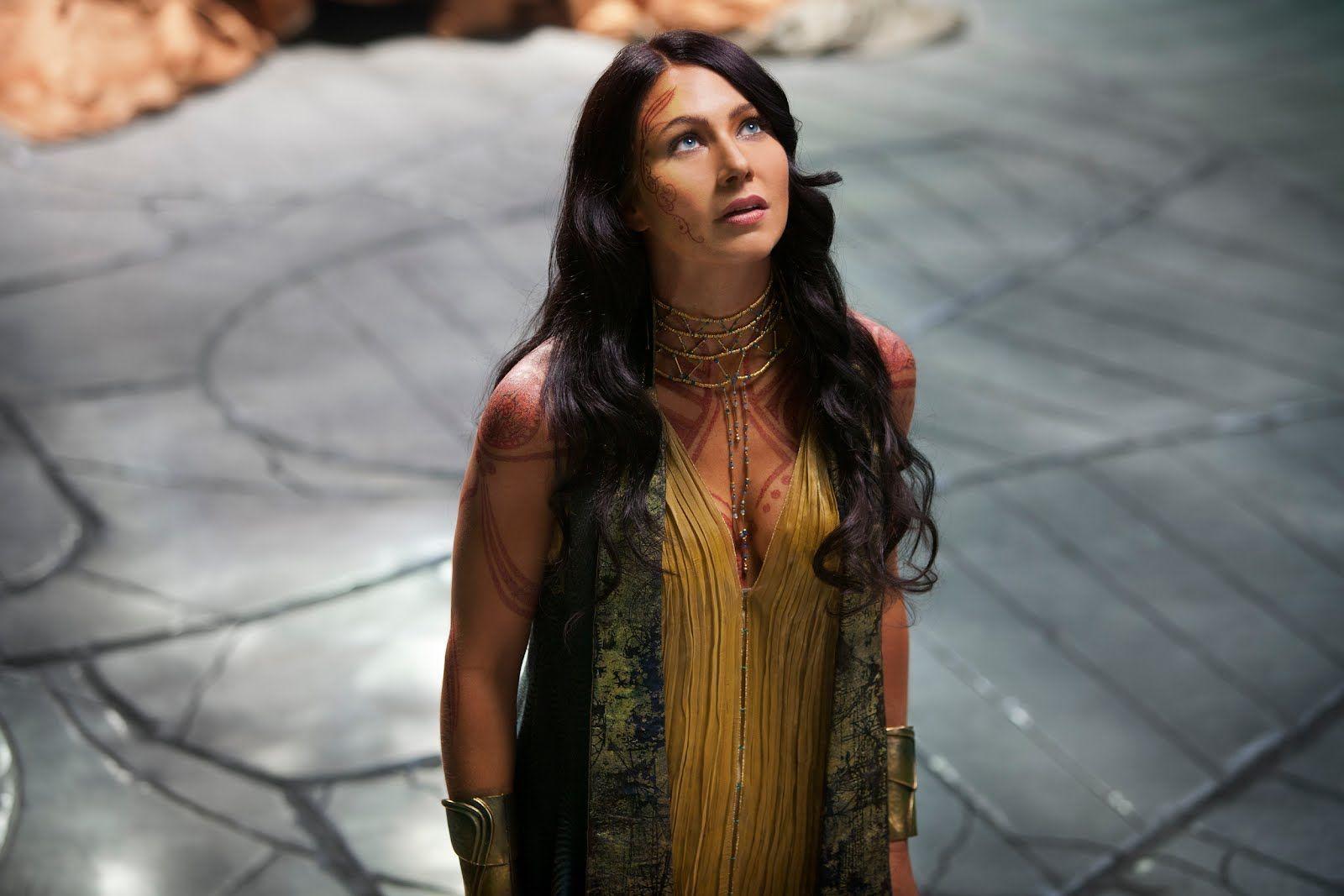 Pix For > Lynn Collins Dejah Thoris Wallpaper