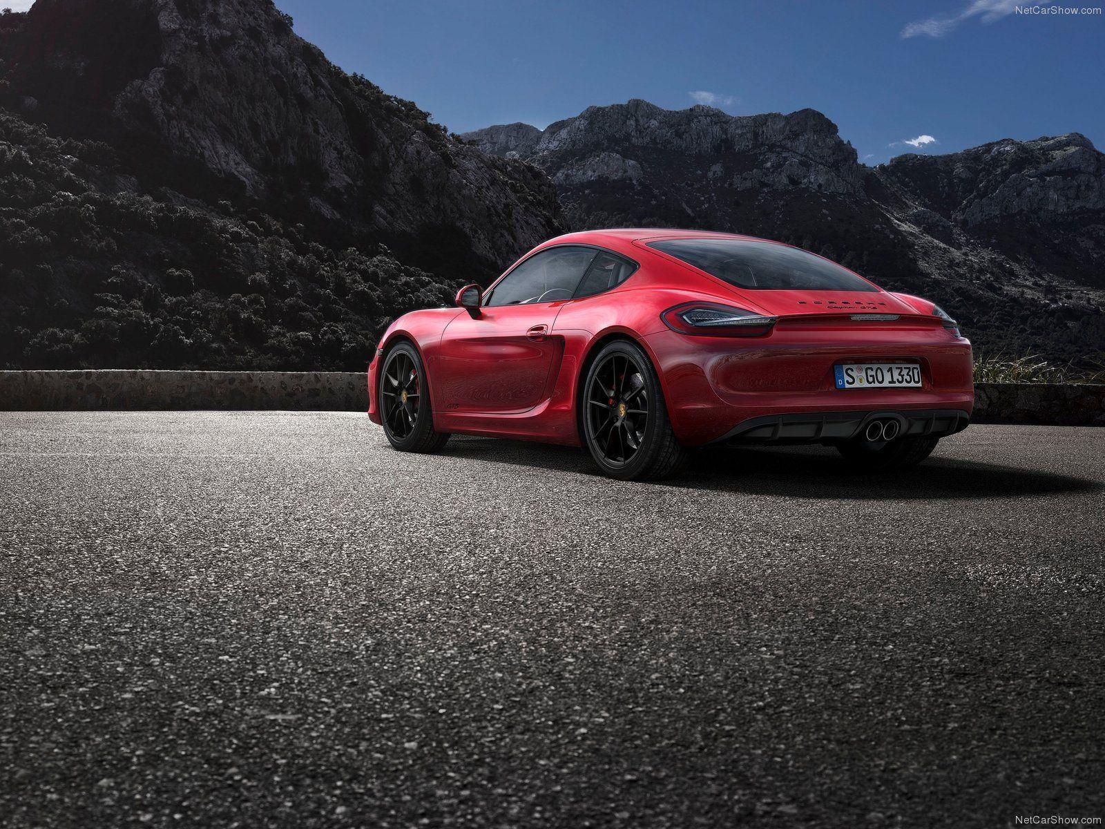 Porsche Cayenne GTS Wallpaper and Theme. Download free