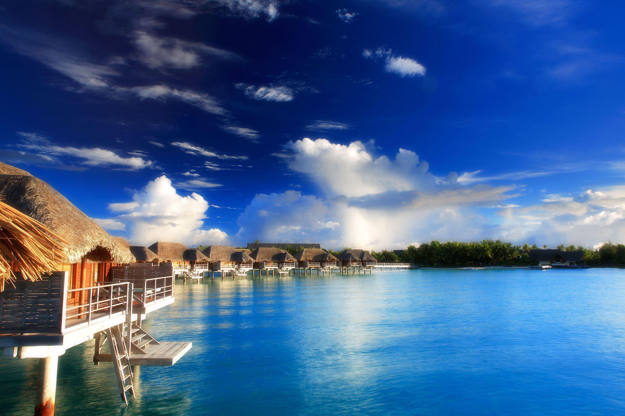 Four Seasons Resort Bora Bora Wallpaper. Frenzia