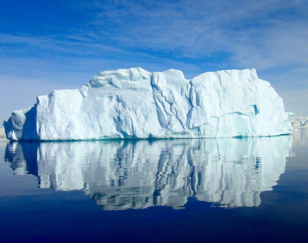 Nature Other Eroded iceberg wallpaper