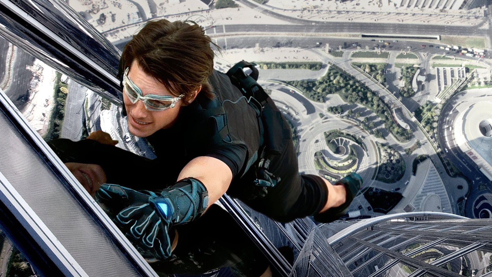 Cruise Journeys into “Mission: Impossible 5″ Christmas 2015