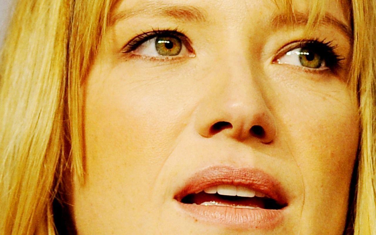 Anna Torv Wallpaper
