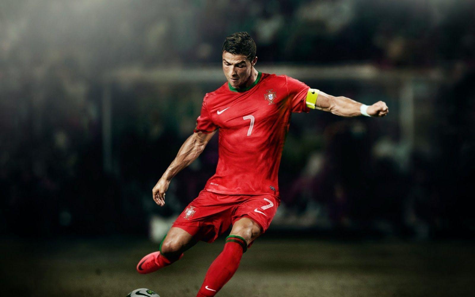 Cristiano Ronaldo Soccer Ball 2015