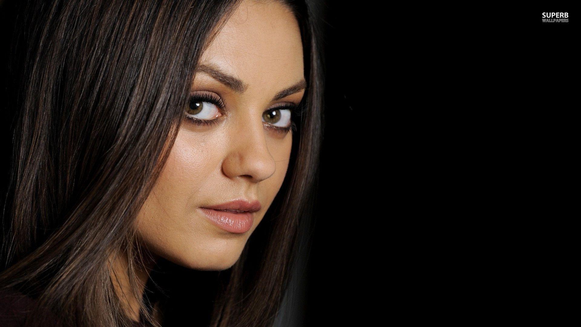 Mila Kunis High Quality Wallpaper