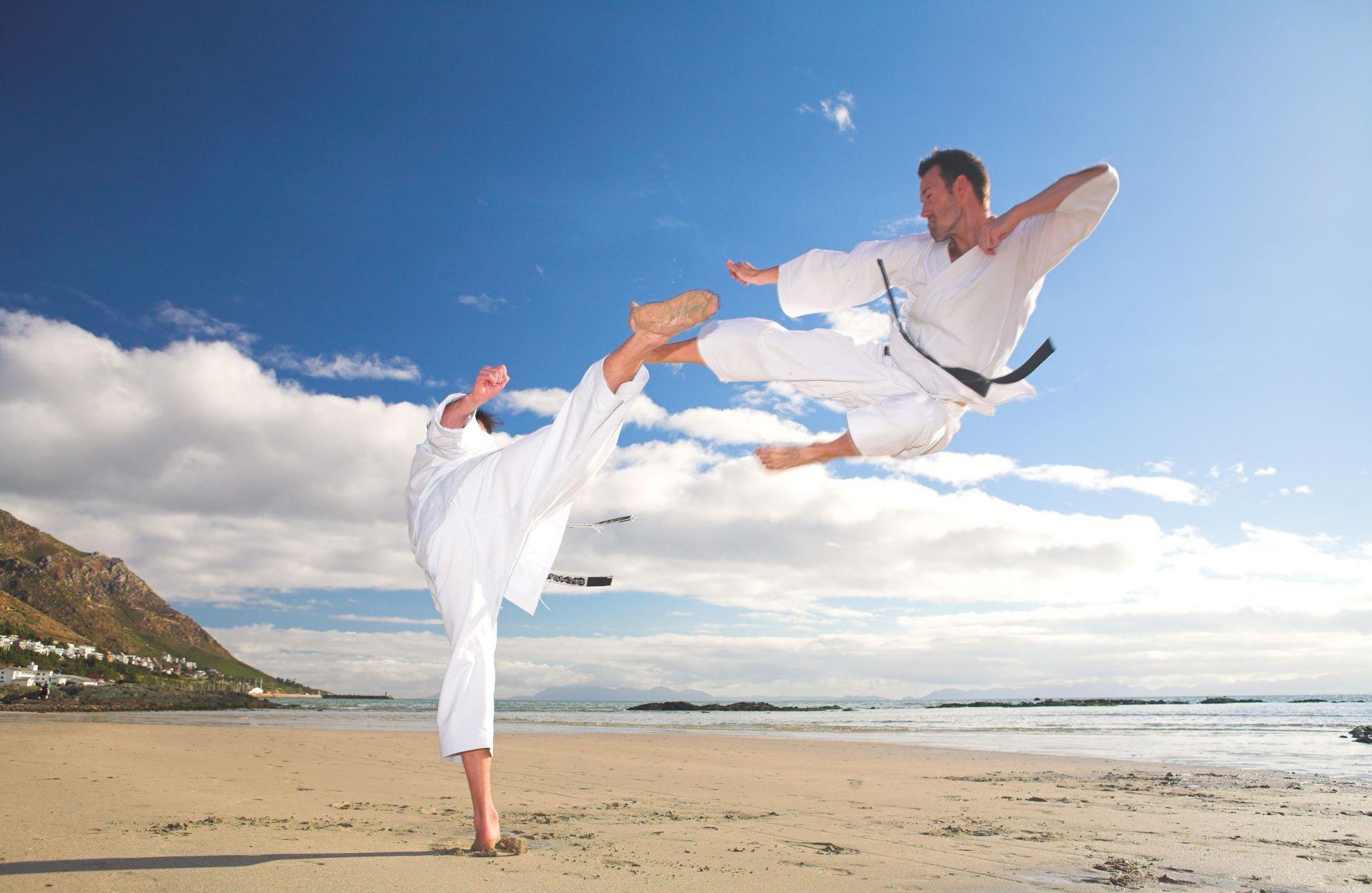 AmazingPict.com. Beach Karate Wallpaper