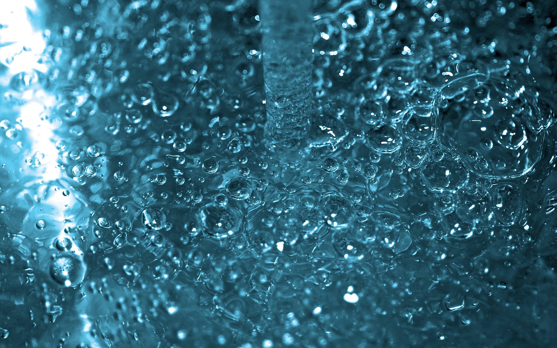 Blue Water Bubbles Wallpaper