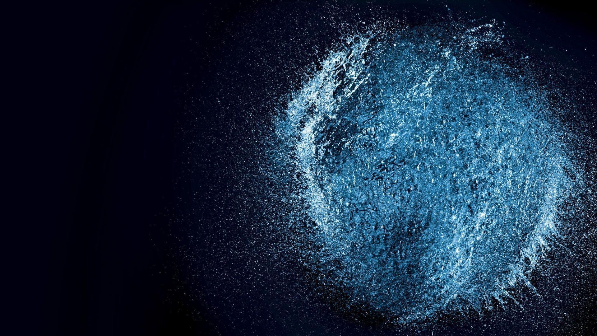 Water Explosion Wallpaper