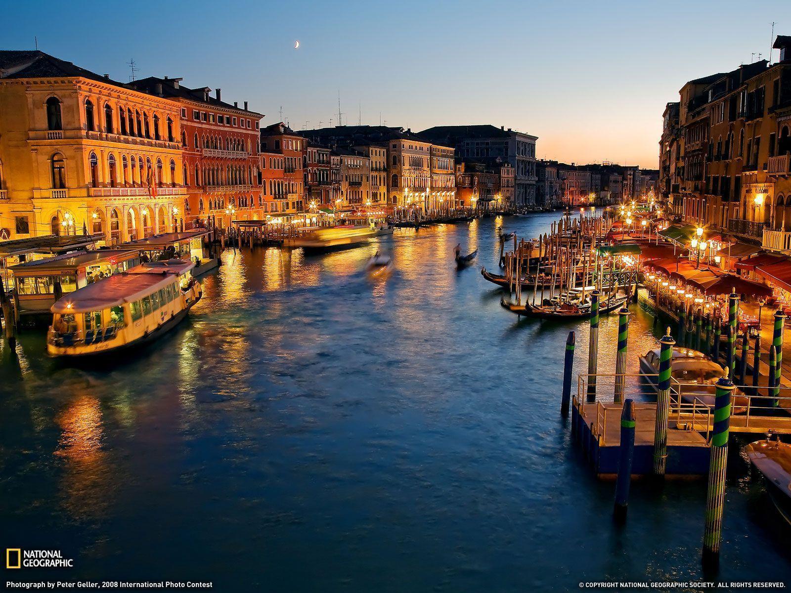 Rialto Bridge Photo, Venice, Italy Wallpaper