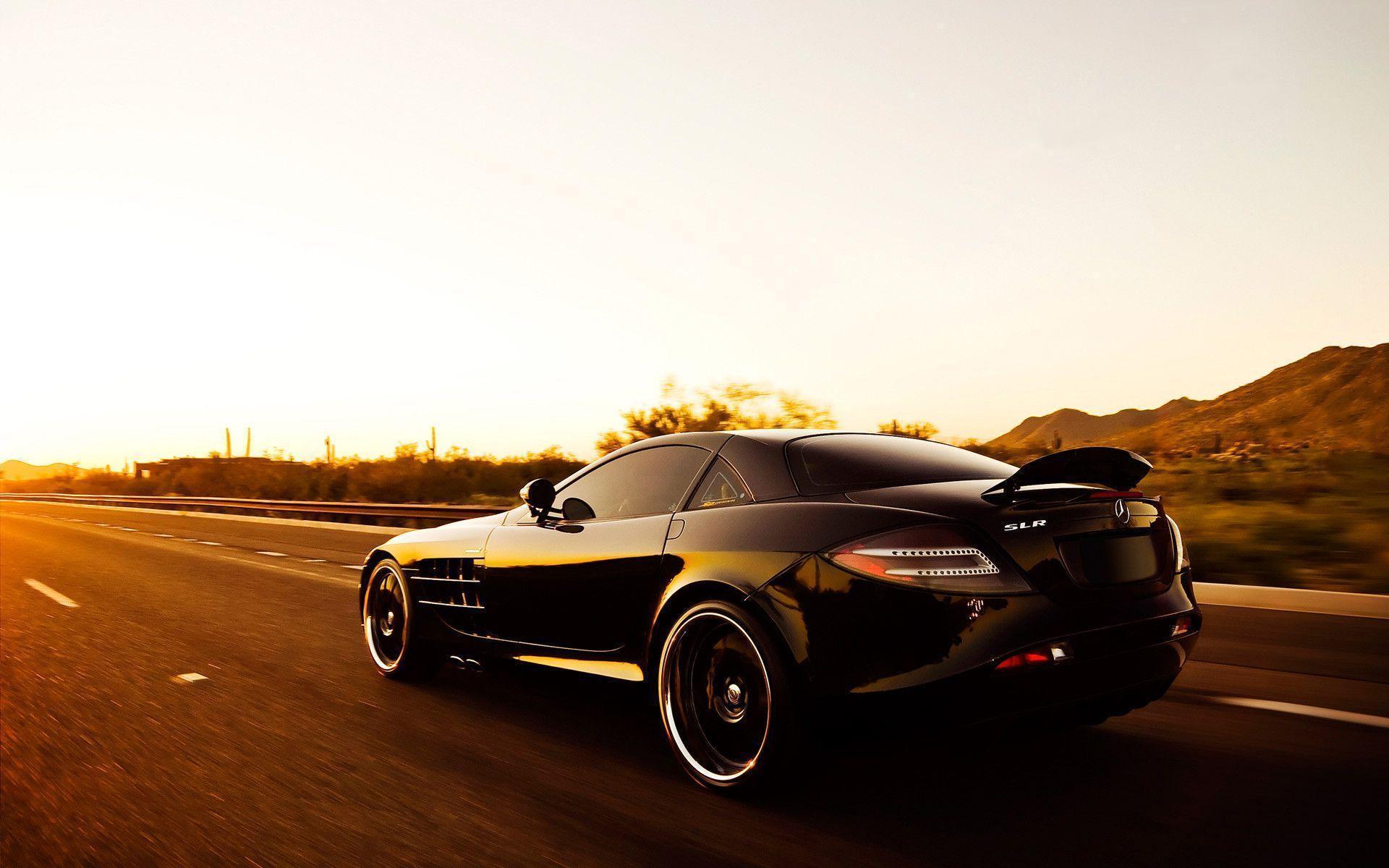 Mercedes Benz SLR McLaren Wallpaper