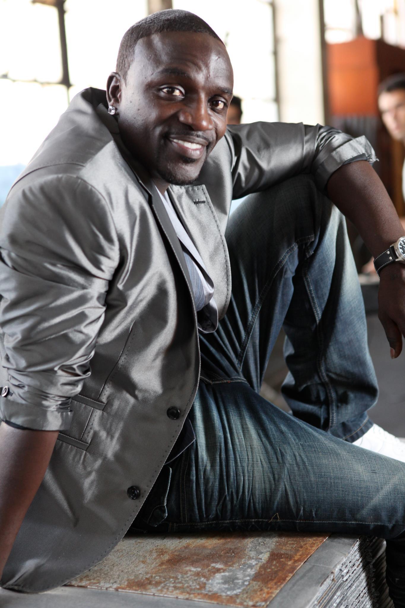 image For > Akon Wallpaper 2012