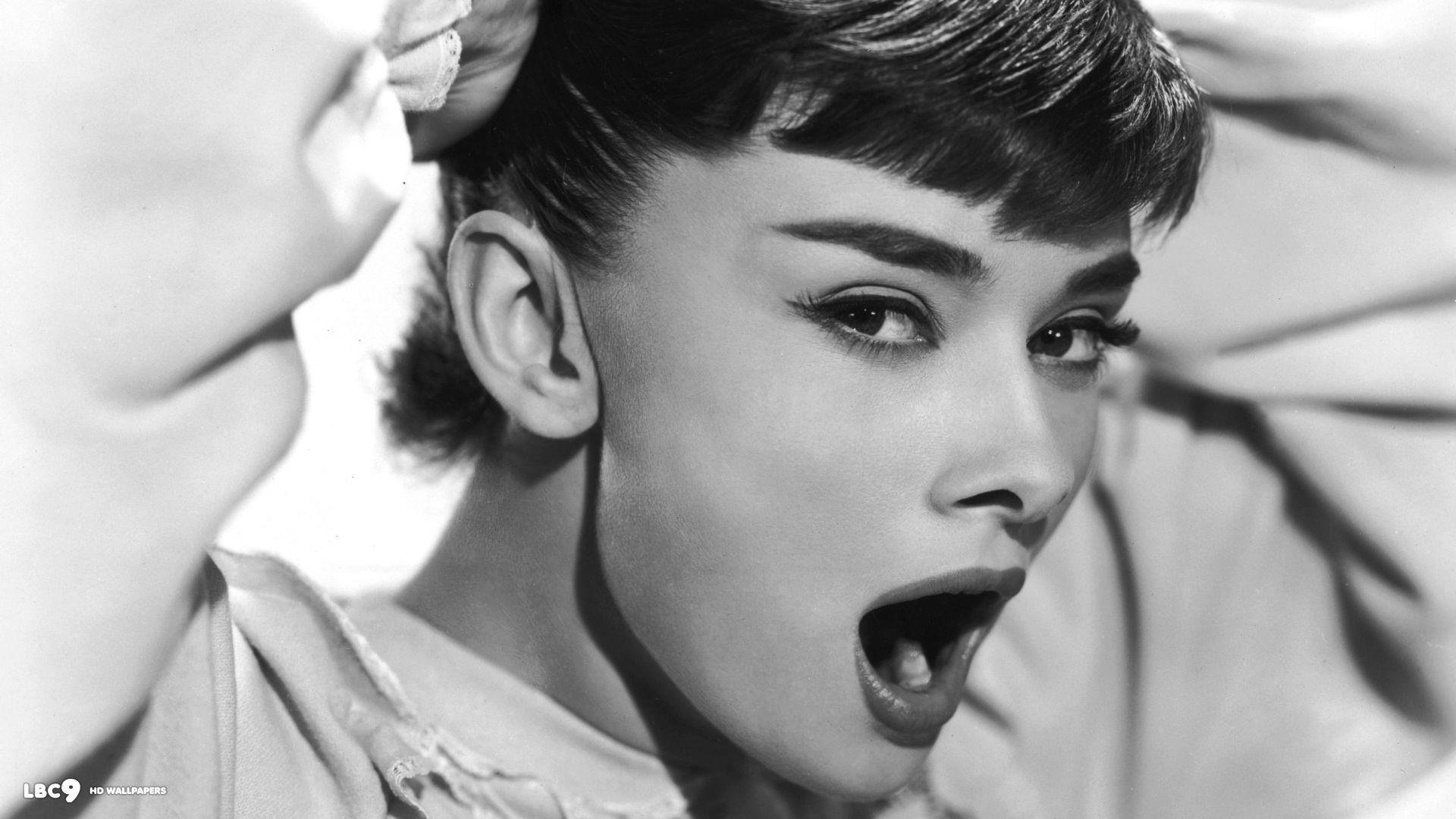 Audrey Hepburn Wallpaper 10 50. Actresses HD Background
