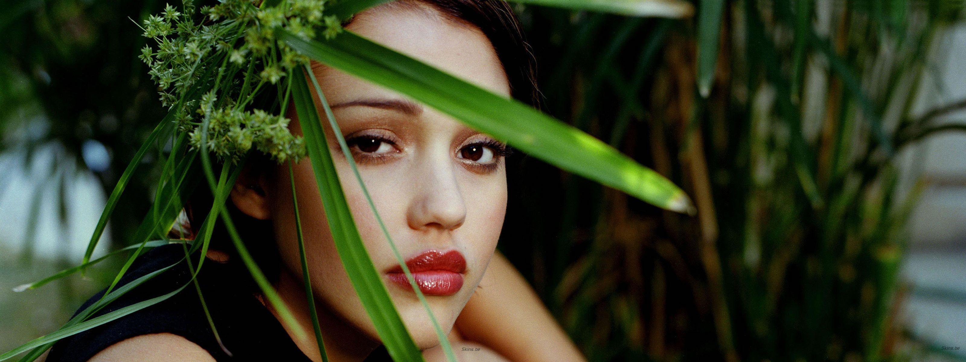 Jessica Alba HD wallpaper upto 3200 x 1200 226 of 253