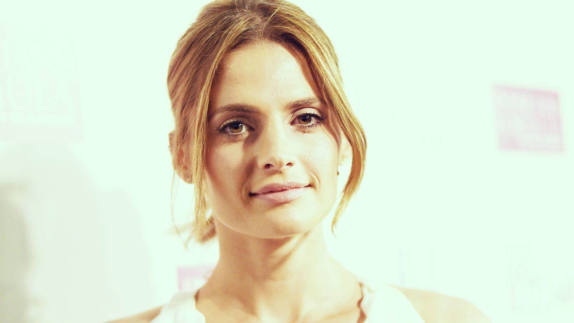 Stana Katic Wallpapers - Wallpaper Cave