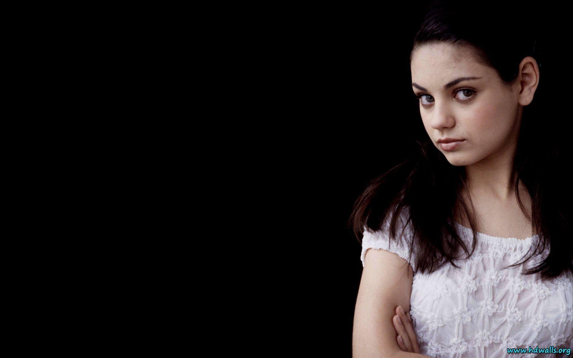Mila Kunis Instagram HD Wallpaper