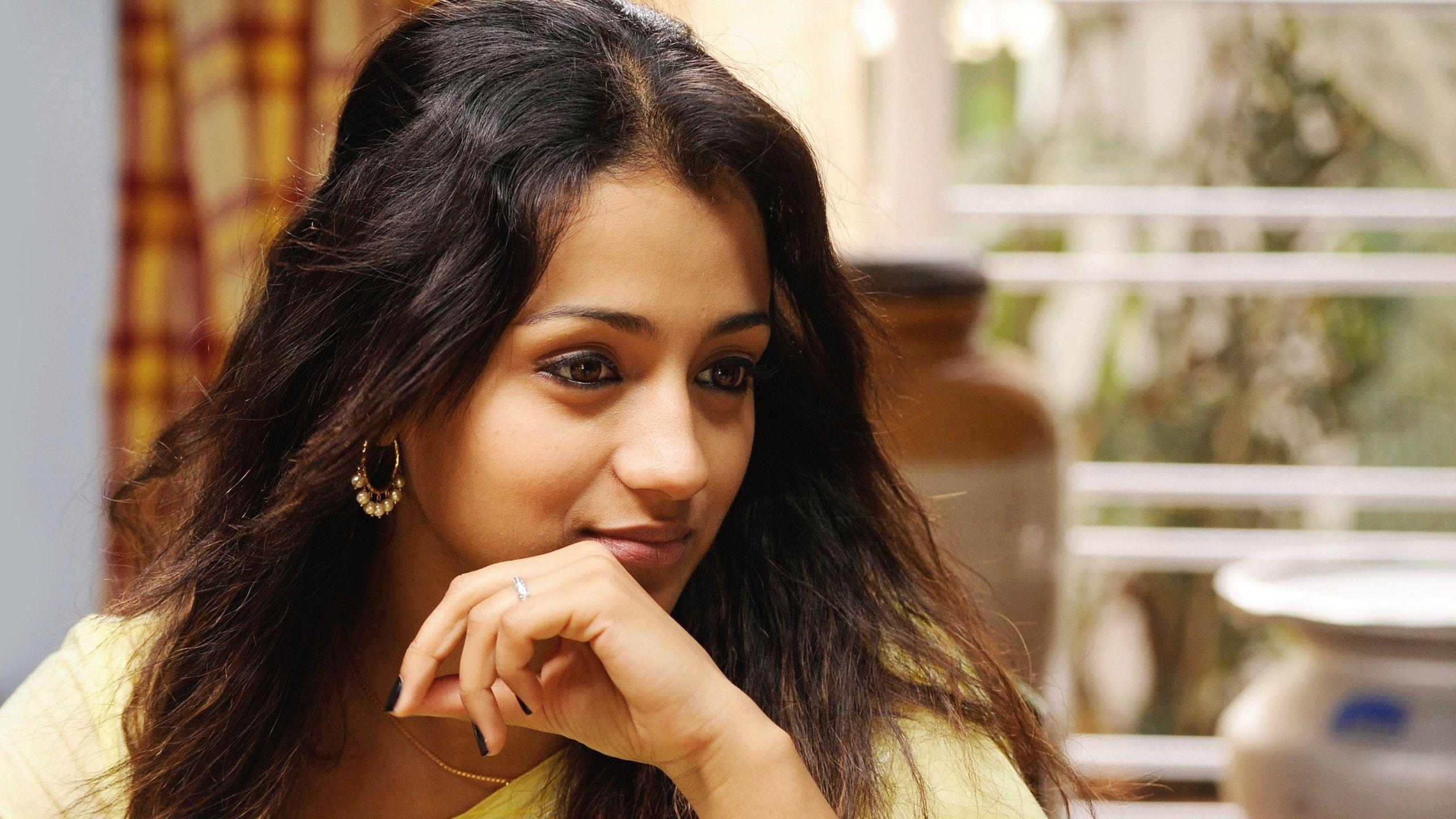 Trisha Indian Female Actress Actress Love HD Free Wallpaper
