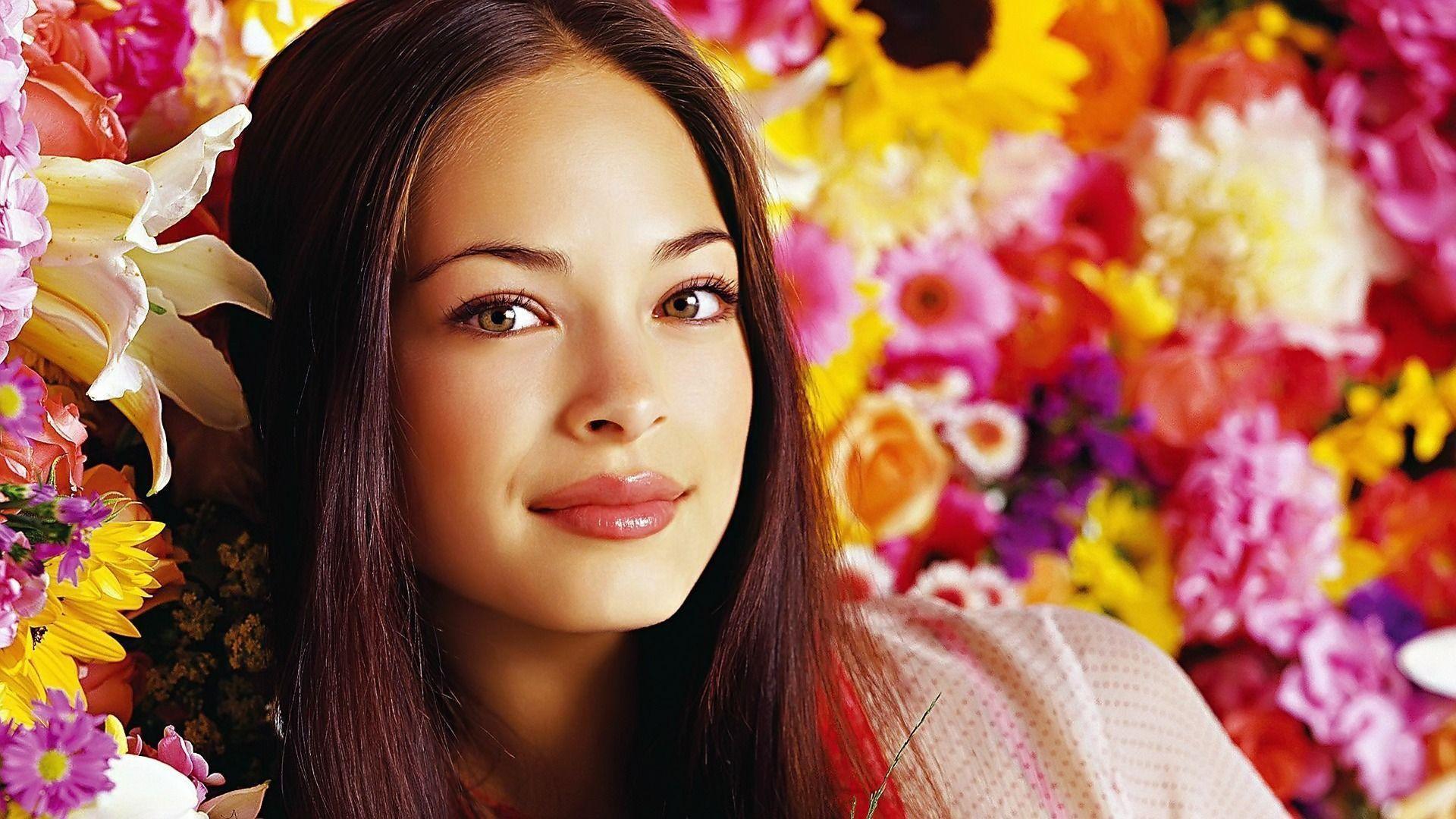 Kristin Kreuk Wallpaper HD wallpaper
