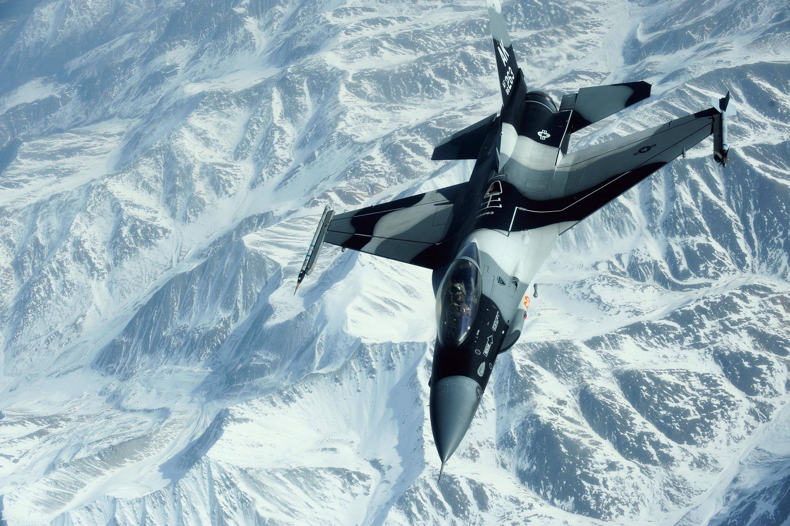 F 16 Fighting Falcon, Fighter Jet. Free HD Wallpaper