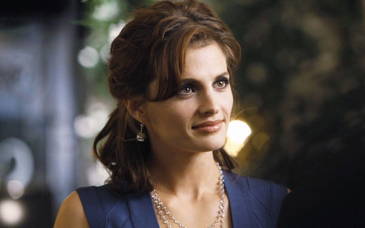 Stana Katic wallpaper 14