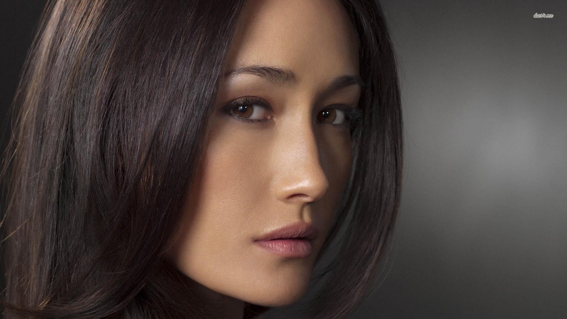 maggie q wallpaper sword