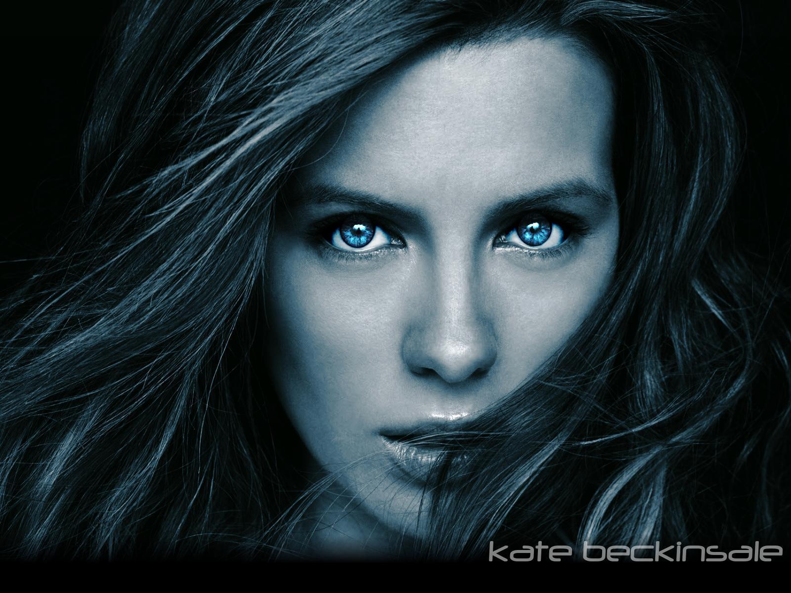 Pix For > Kate Beckinsale Underworld Wallpaper HD