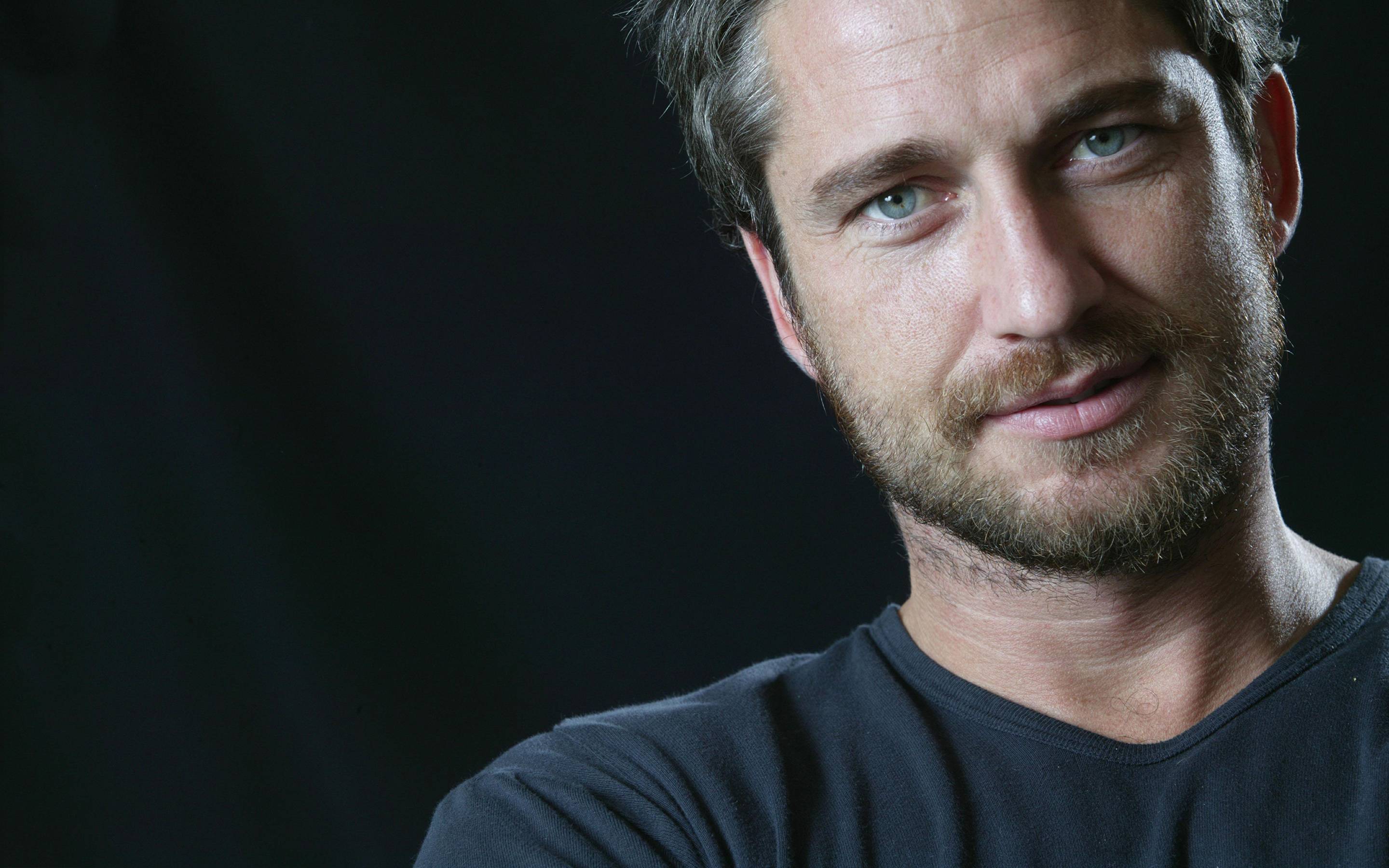 Actor gerard butler Wallpaper
