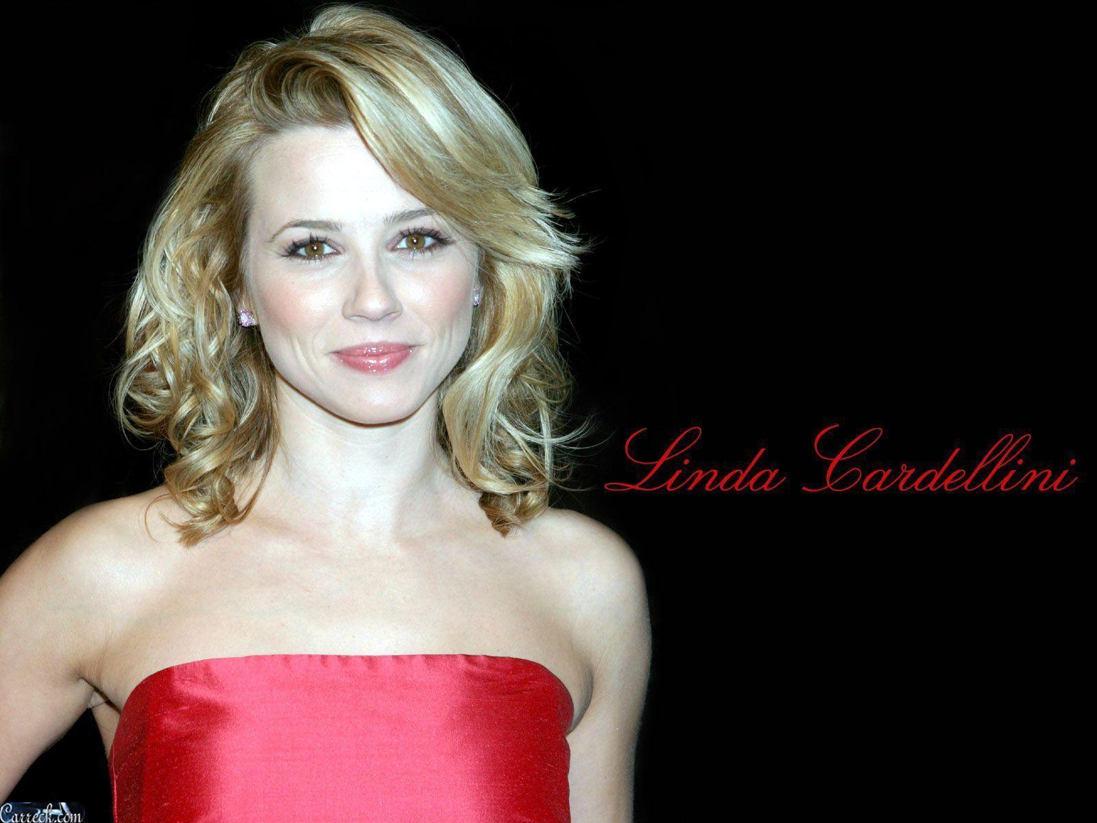 image For > Linda Cardellini Step By Step