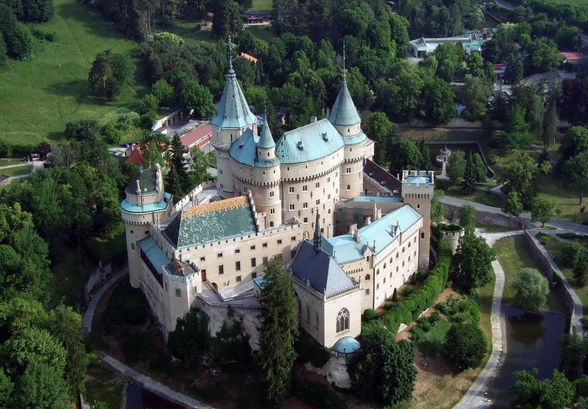 Wallpaper Castles Slovakia Castle Bojnicky Cities, free desktop