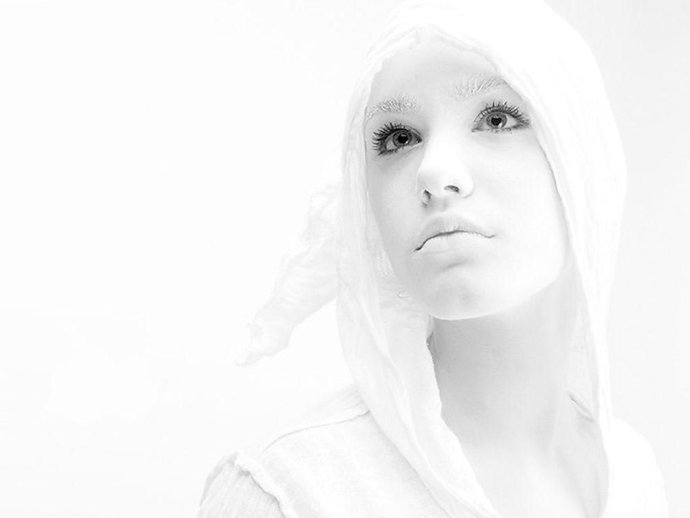 White Wallpaper 6 amazing background 29924 HD Wallpaper. Wallroro