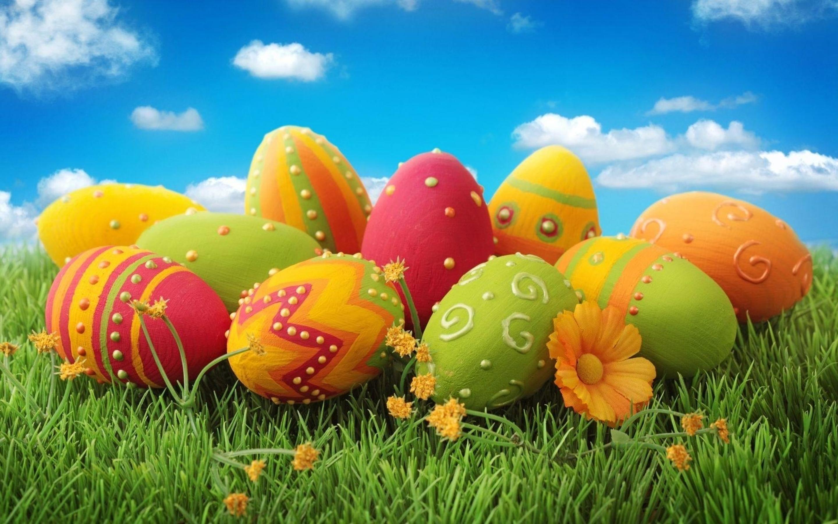 Easter Painted Patterns Eggs Wallpaper Background
