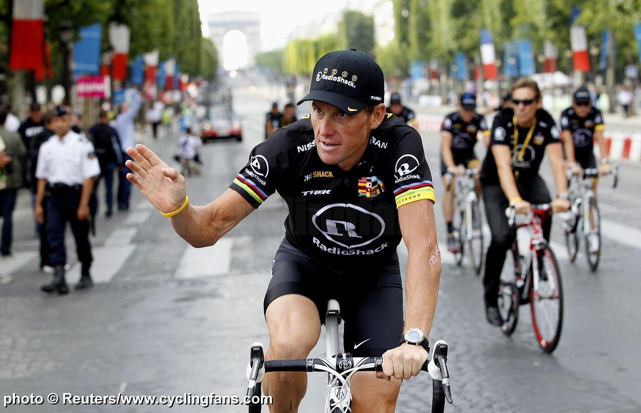 Tour de France photo 20: Lance Armstrong and Team
