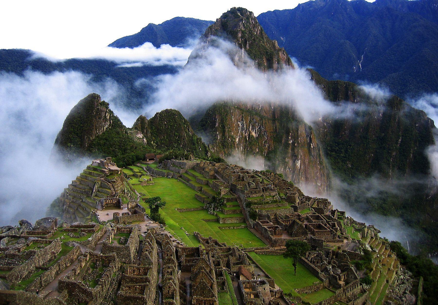 Machu Picchu HD Wallpaper