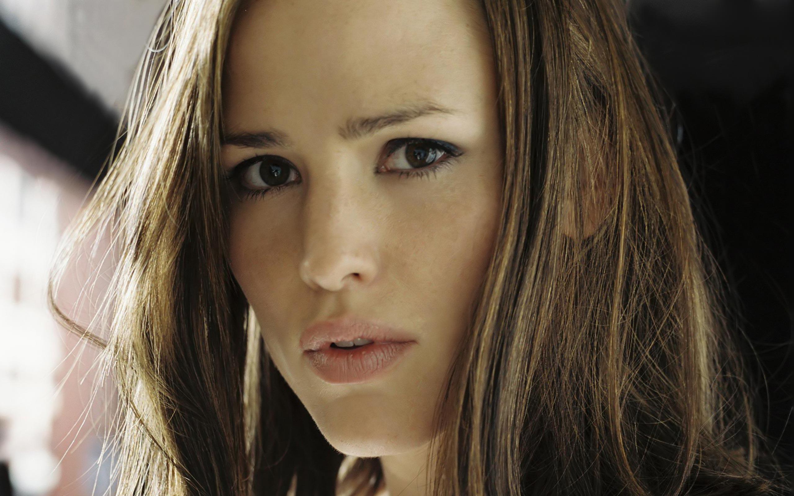 Desktop background // Celebrities // Female // Jennifer Anne