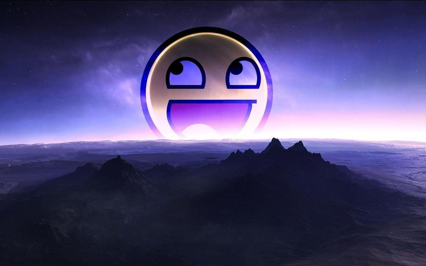 Wallpaper For > Awesome Smiley Face Wallpaper