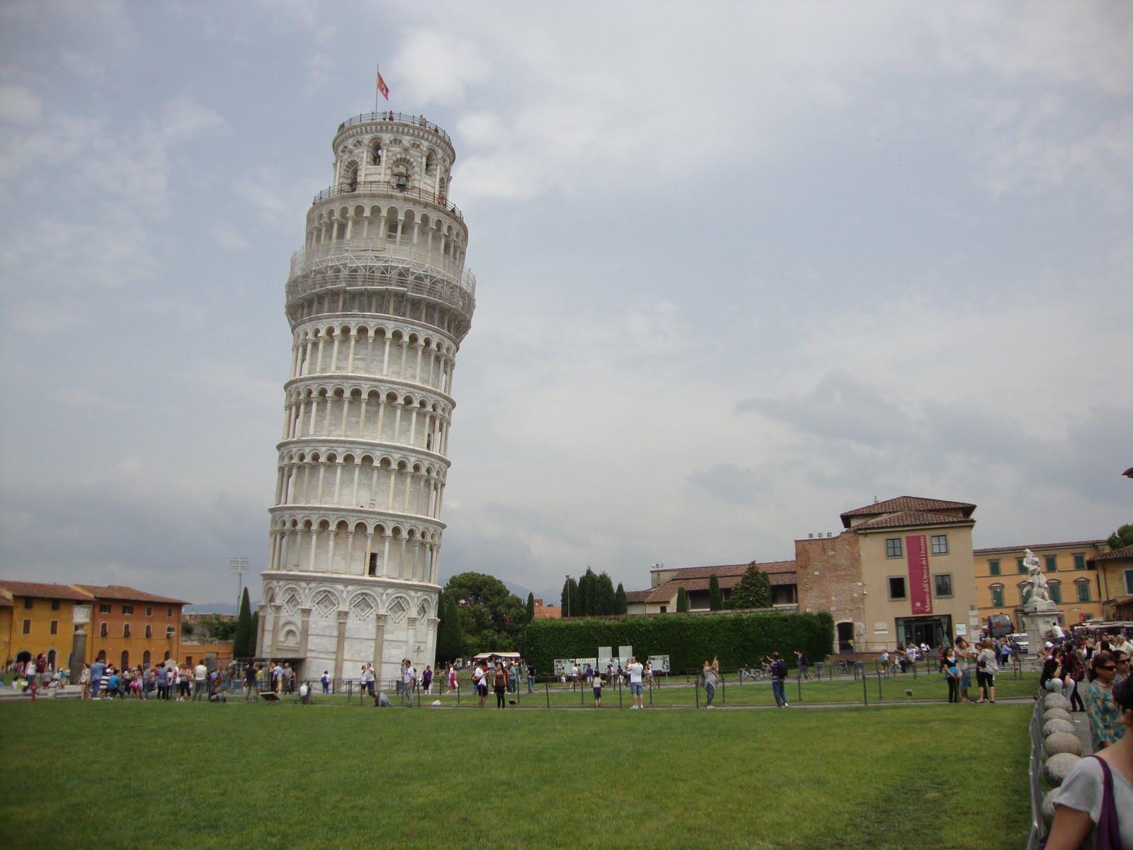 Wanderlust.: The Leaning Tower of Pisa.It Really Leans That Much