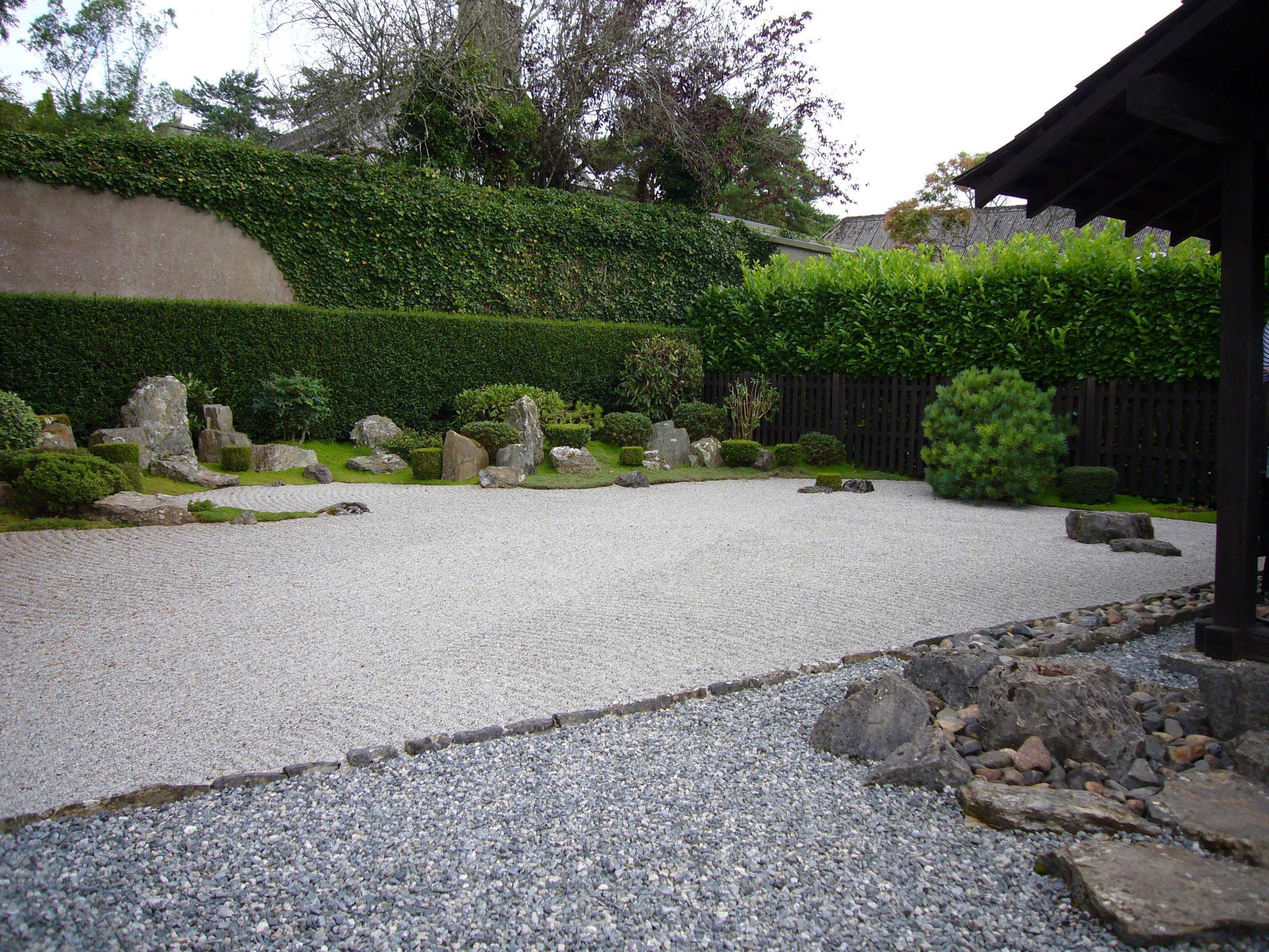 Zen Sand Garden Outdoor - Zen gardens, The zen and Kyoto on Pinterest