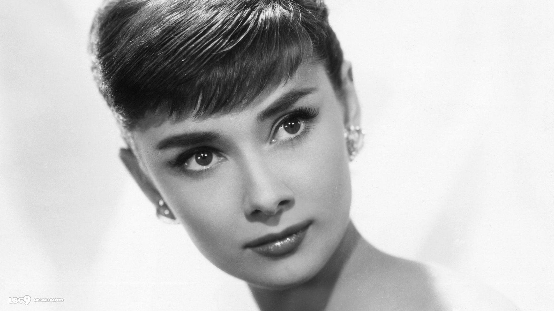Audrey Hepburn Wallpaper 37 50. Actresses HD Background
