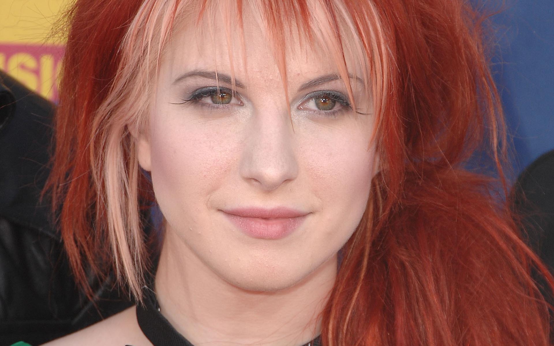 Hayley Williams Fresh New HD Wallpaper