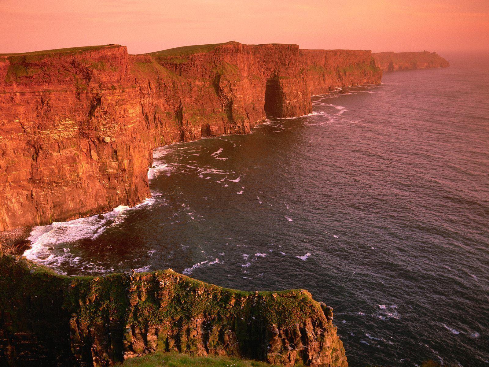 Ireland Cliffs of Moher Wallpaper