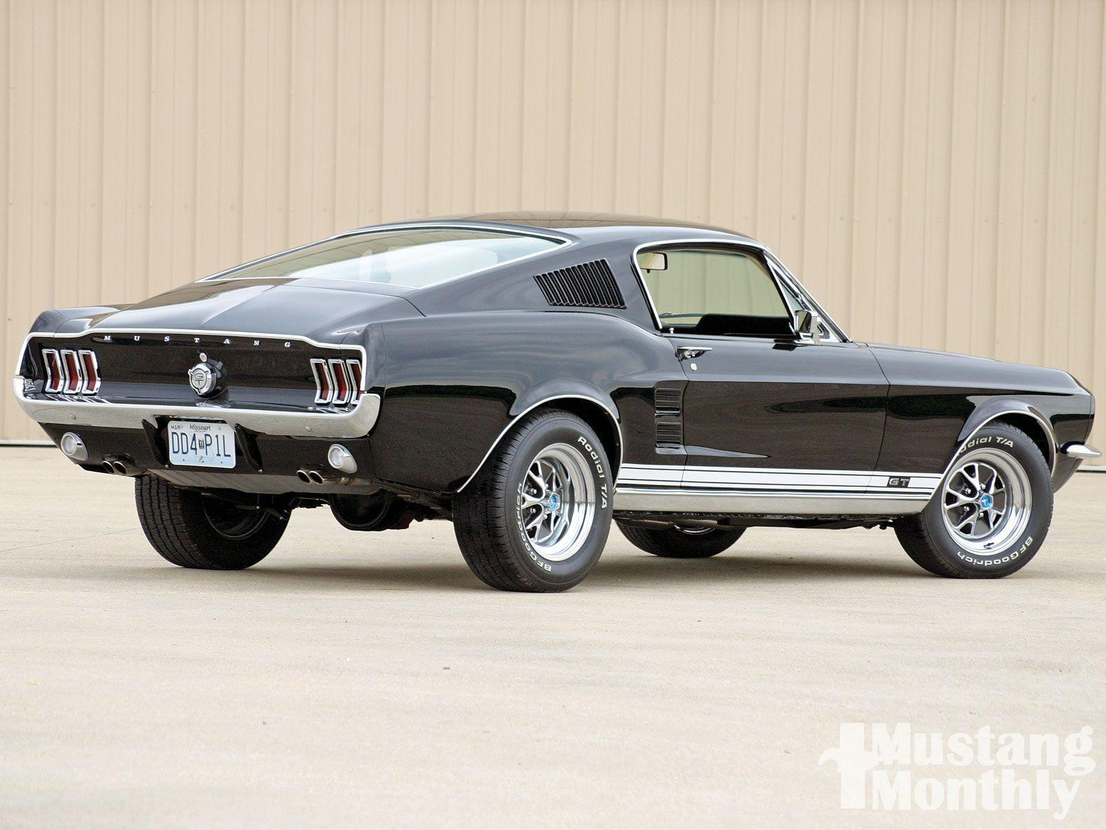 Vehicles For > Ford Mustang Fastback 1967 Wallpaper