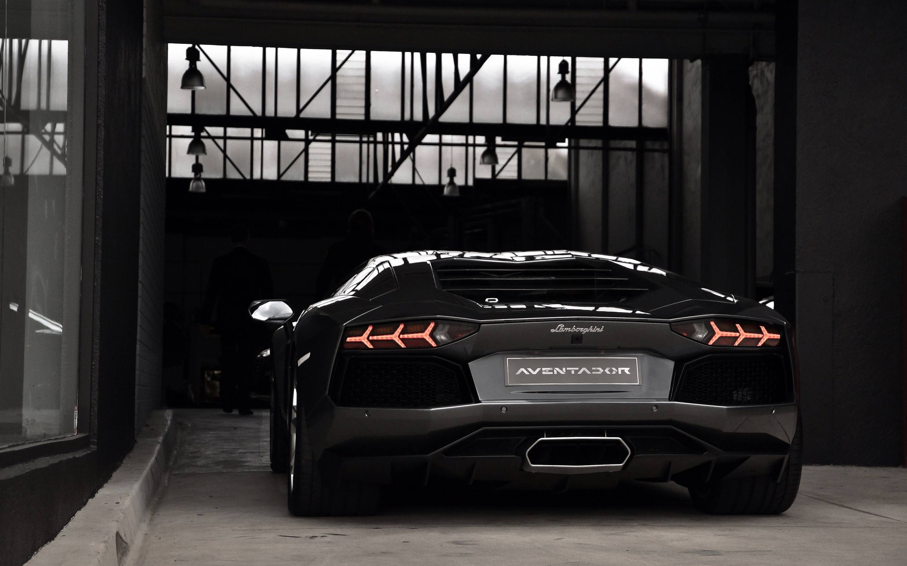 Lamborghini Aventador Wallpaper Full HD
