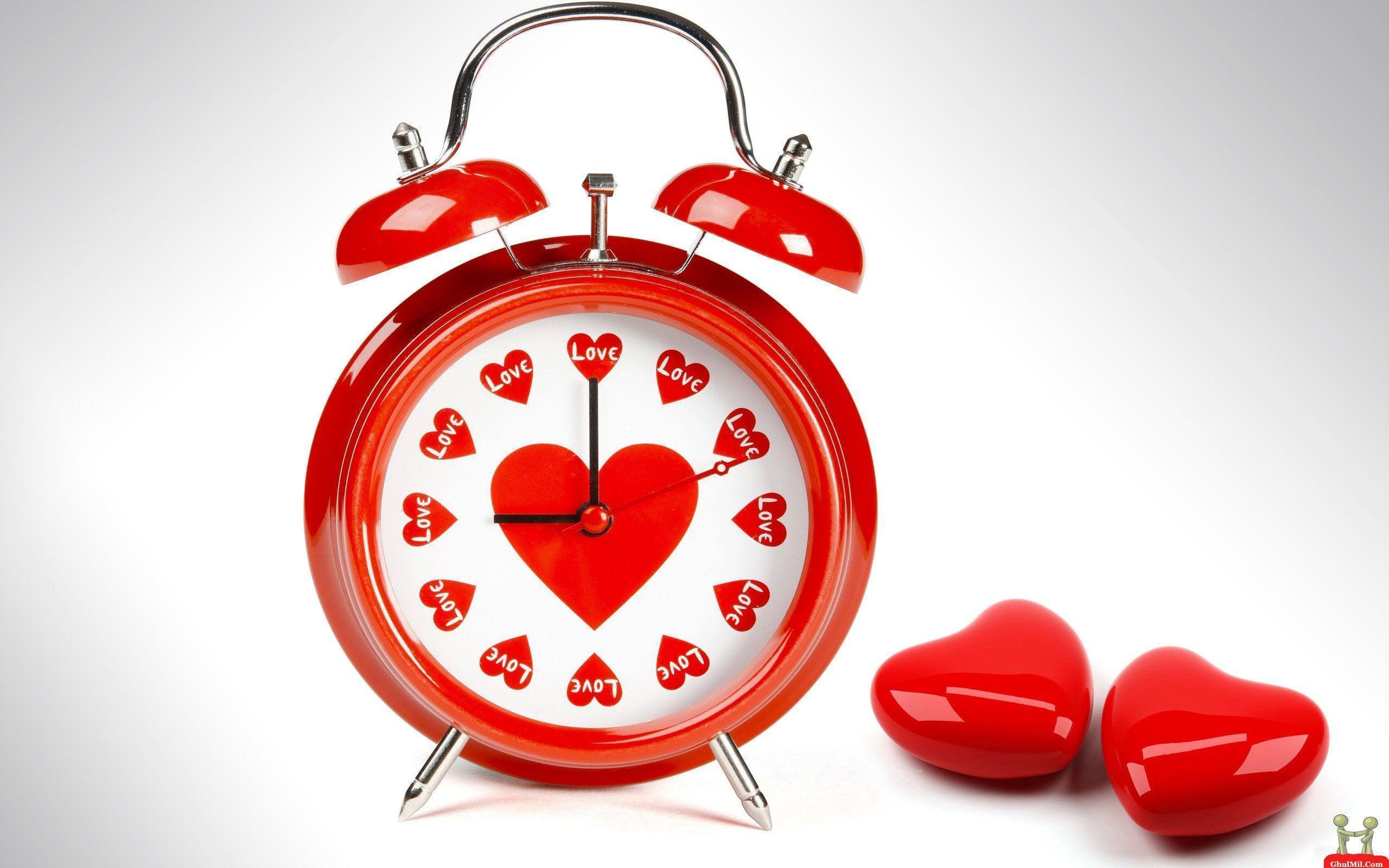Beautiful Valentine Days Love Watch Gift Picture Wallpaper